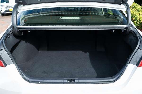 2024 Toyota Camry Ascent AXVH70R