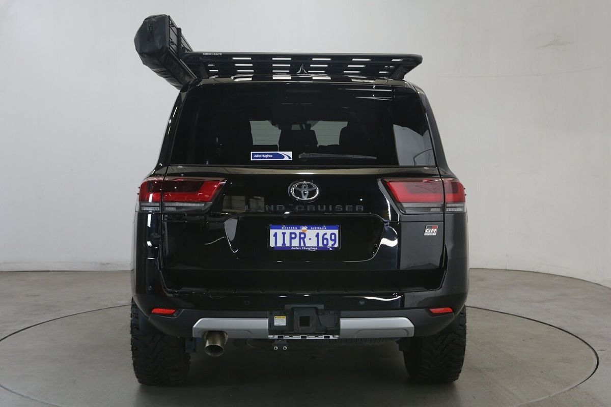 2022 Toyota Landcruiser GR Sport FJA300R