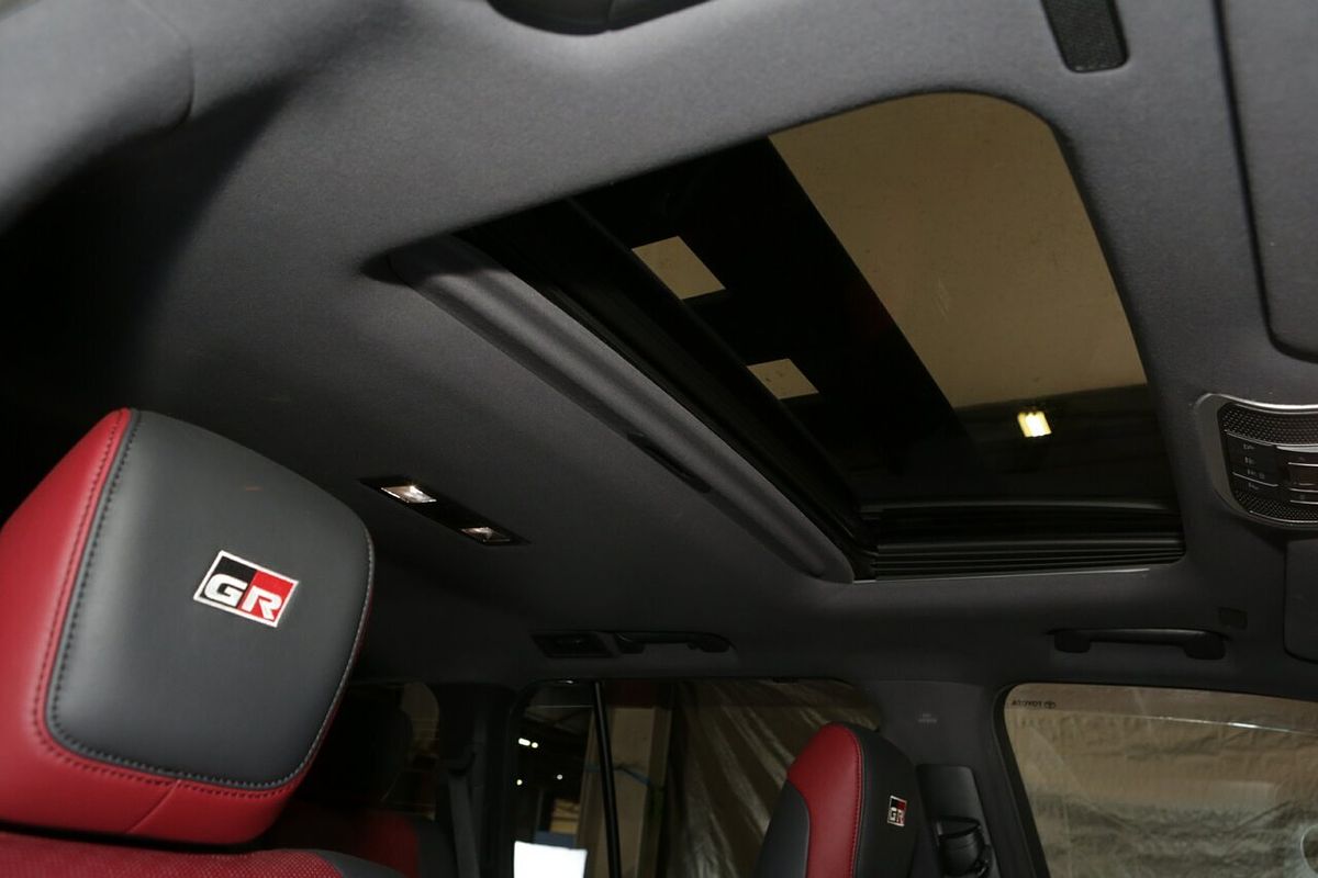 2022 Toyota Landcruiser GR Sport FJA300R