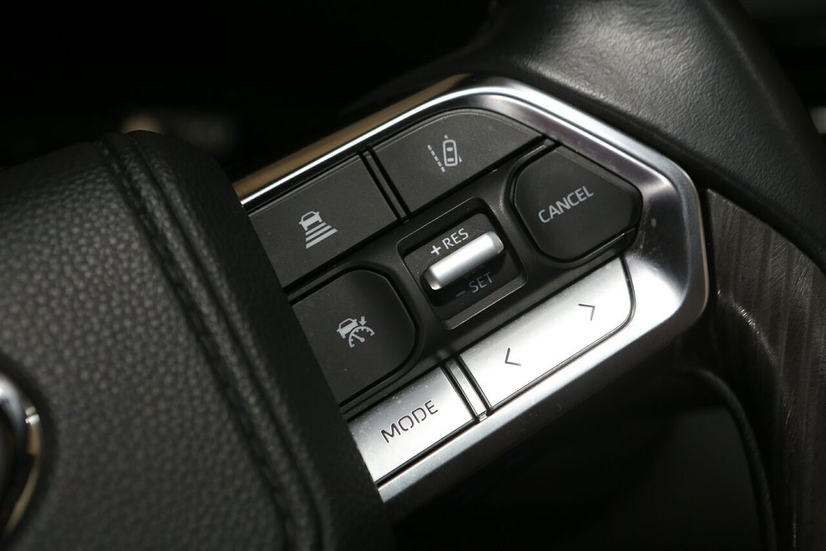 2022 Toyota Landcruiser GR Sport FJA300R