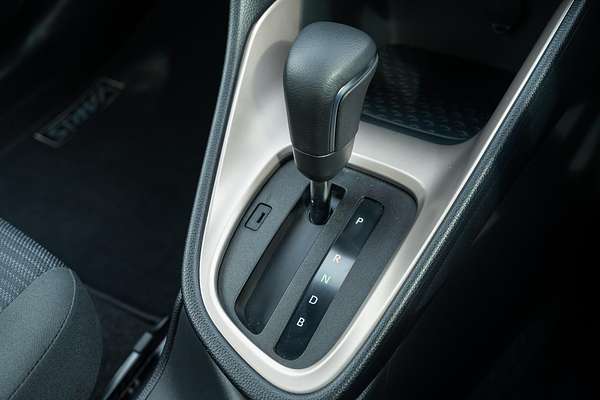 2023 Toyota Yaris SX Hybrid MXPH10R