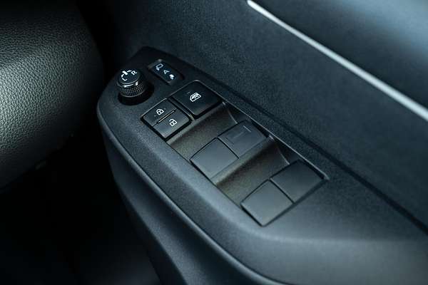 2023 Toyota Yaris SX Hybrid MXPH10R