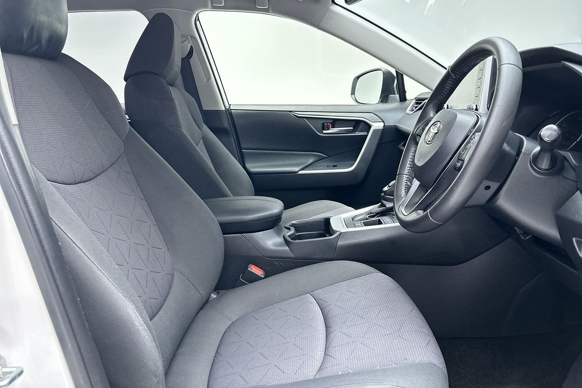2021 Toyota RAV4 GXL AXAH52R