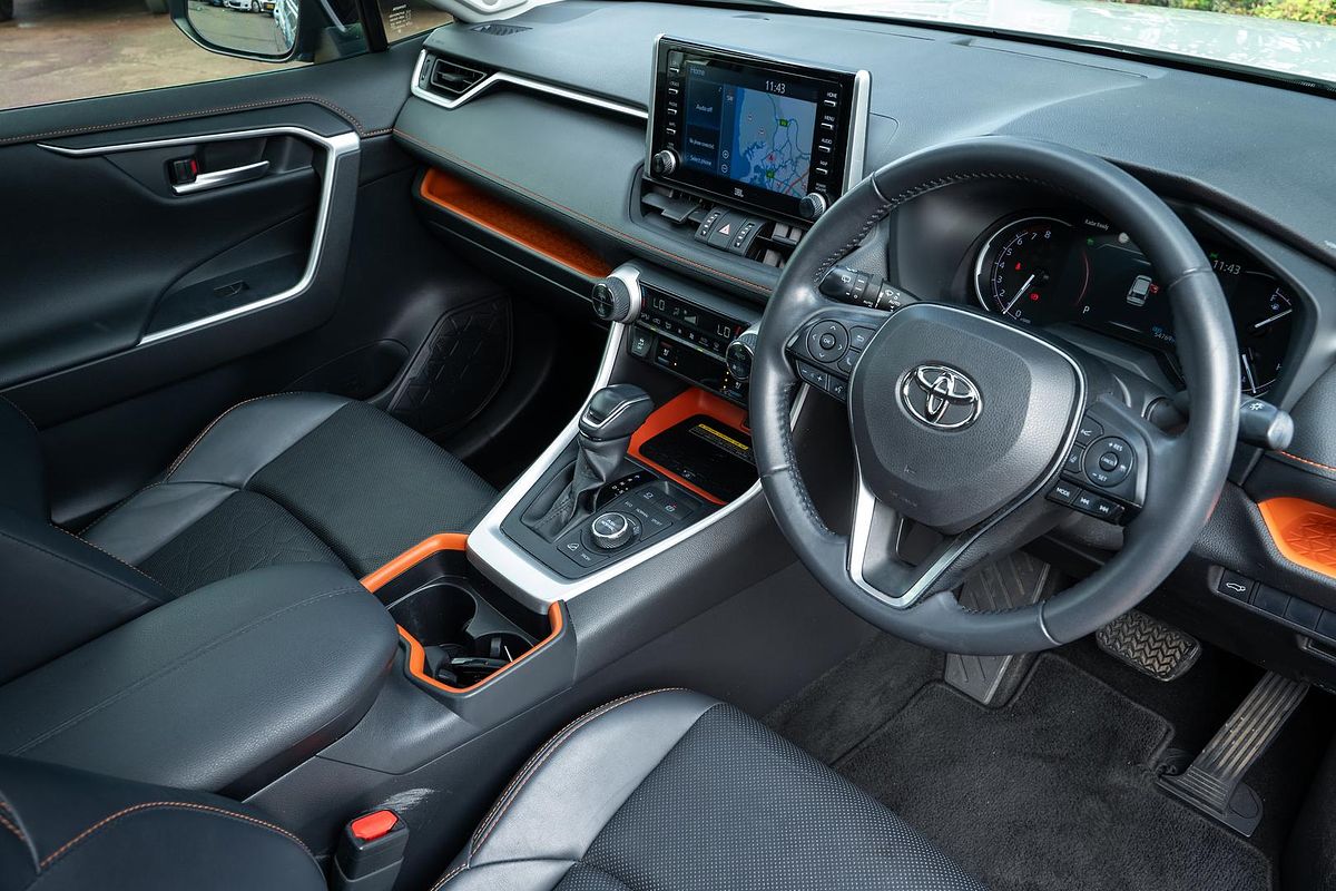 2020 Toyota RAV4 Edge AXAA54R