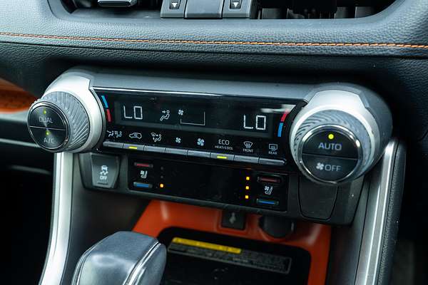 2020 Toyota RAV4 Edge AXAA54R