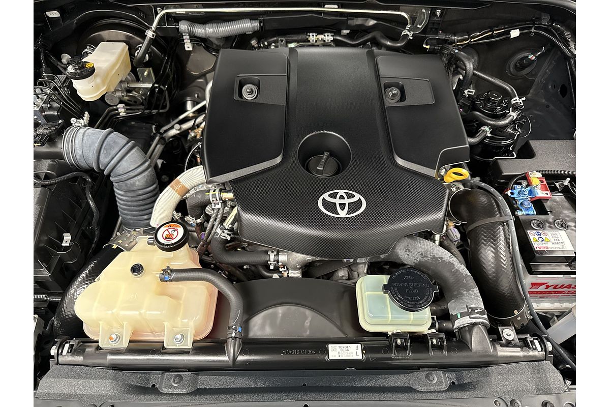 2023 Toyota Hilux SR5 GUN126R 4X4