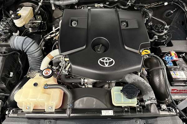 2023 Toyota Hilux SR5 GUN126R 4X4