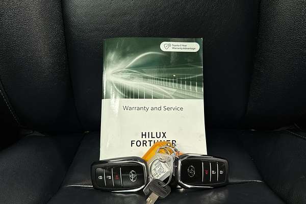 2023 Toyota Hilux SR5 GUN126R 4X4