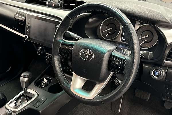 2023 Toyota Hilux SR5 GUN126R 4X4