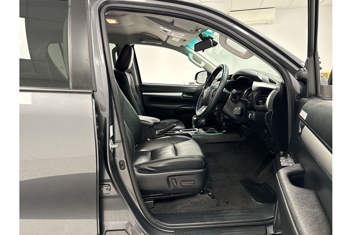 2023 Toyota Hilux SR5 GUN126R 4X4