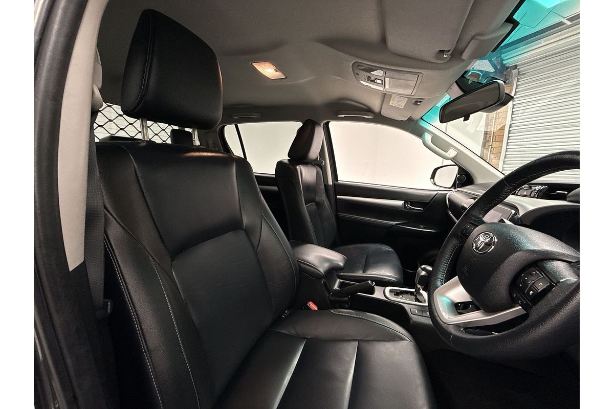 2023 Toyota Hilux SR5 GUN126R 4X4