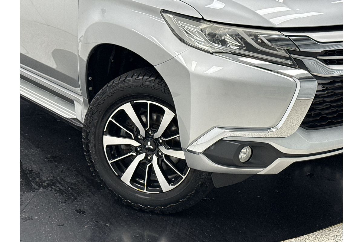 2016 Mitsubishi Pajero Sport GLX QE