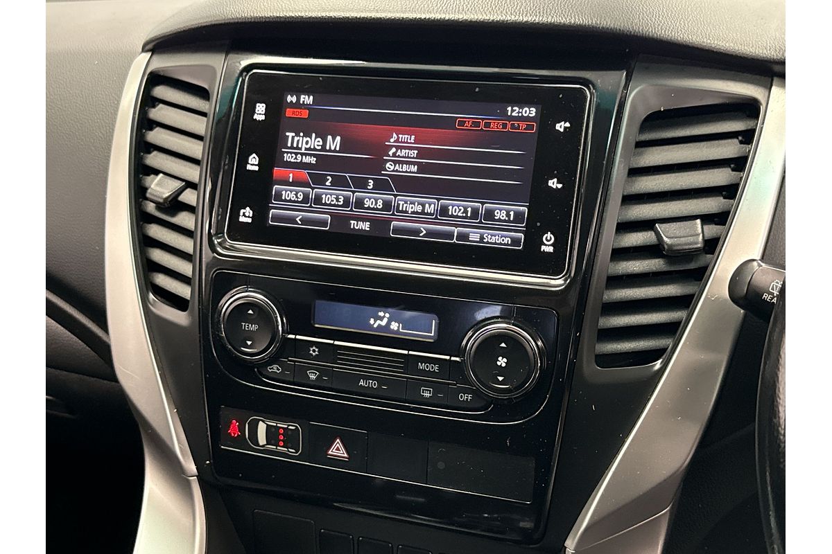 2016 Mitsubishi Pajero Sport GLX QE