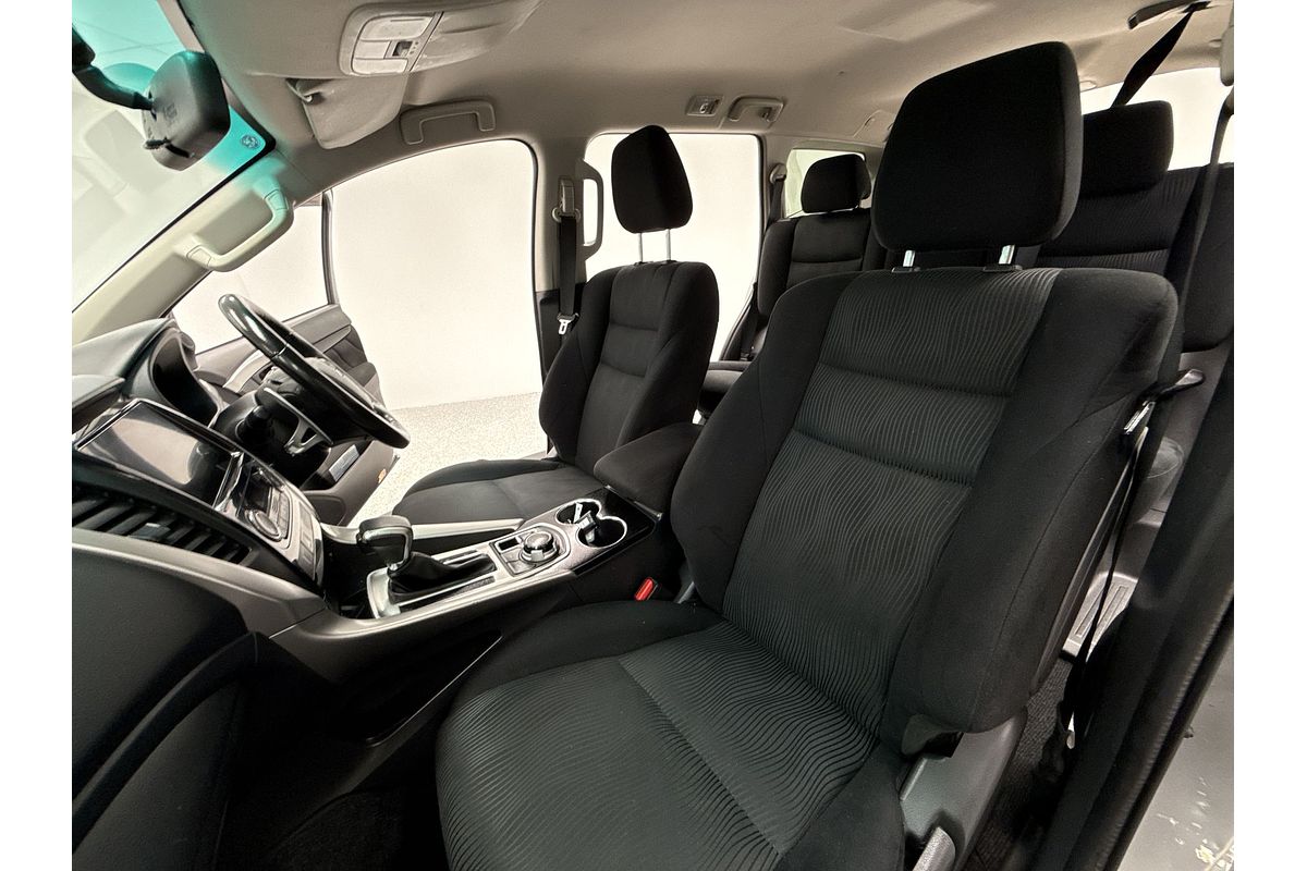 2016 Mitsubishi Pajero Sport GLX QE