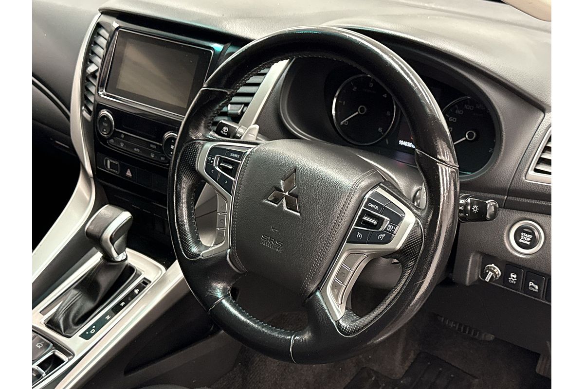 2016 Mitsubishi Pajero Sport GLX QE