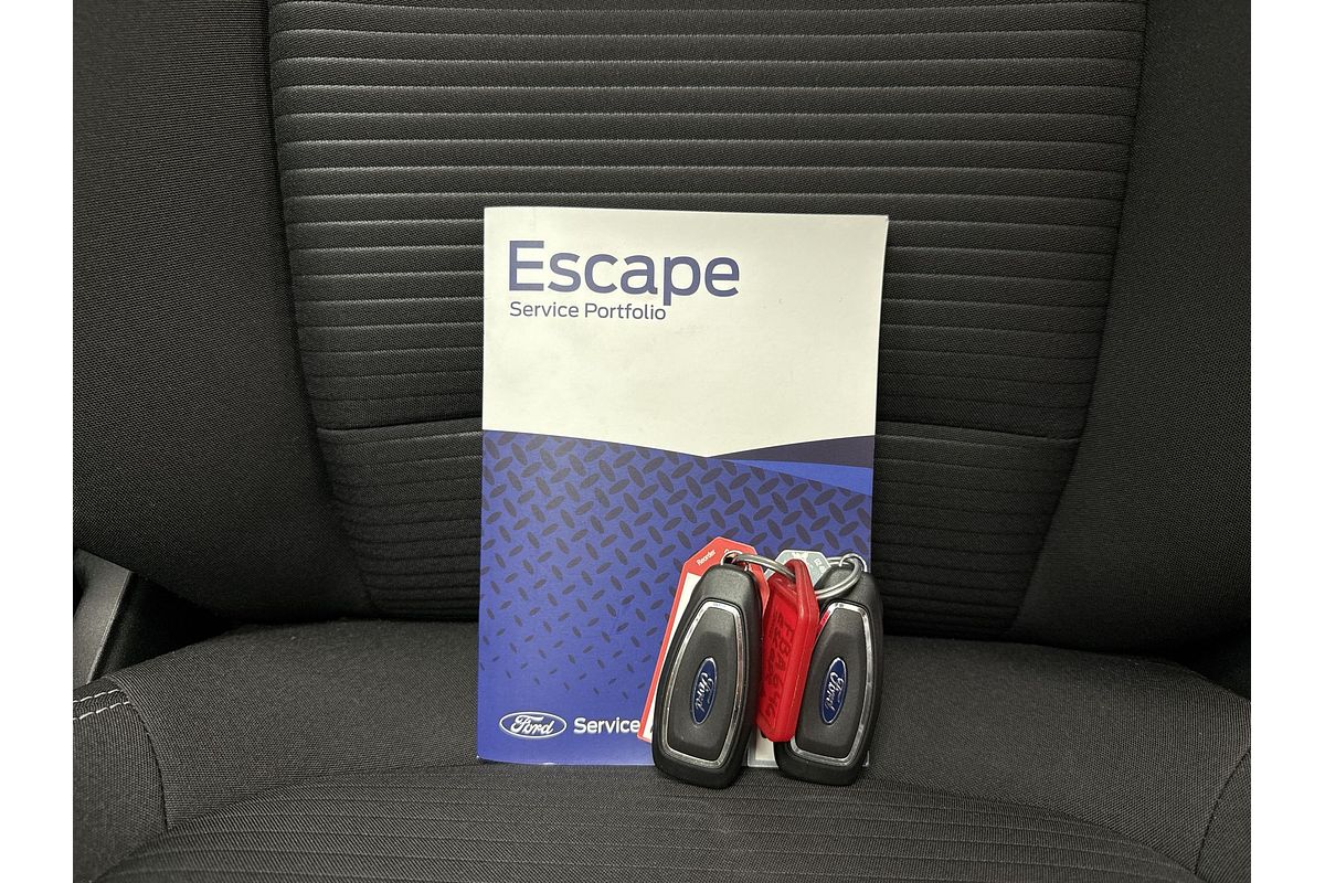 2022 Ford Escape ZH