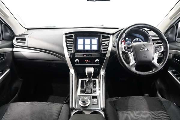 2021 Mitsubishi Pajero Sport GLS QF