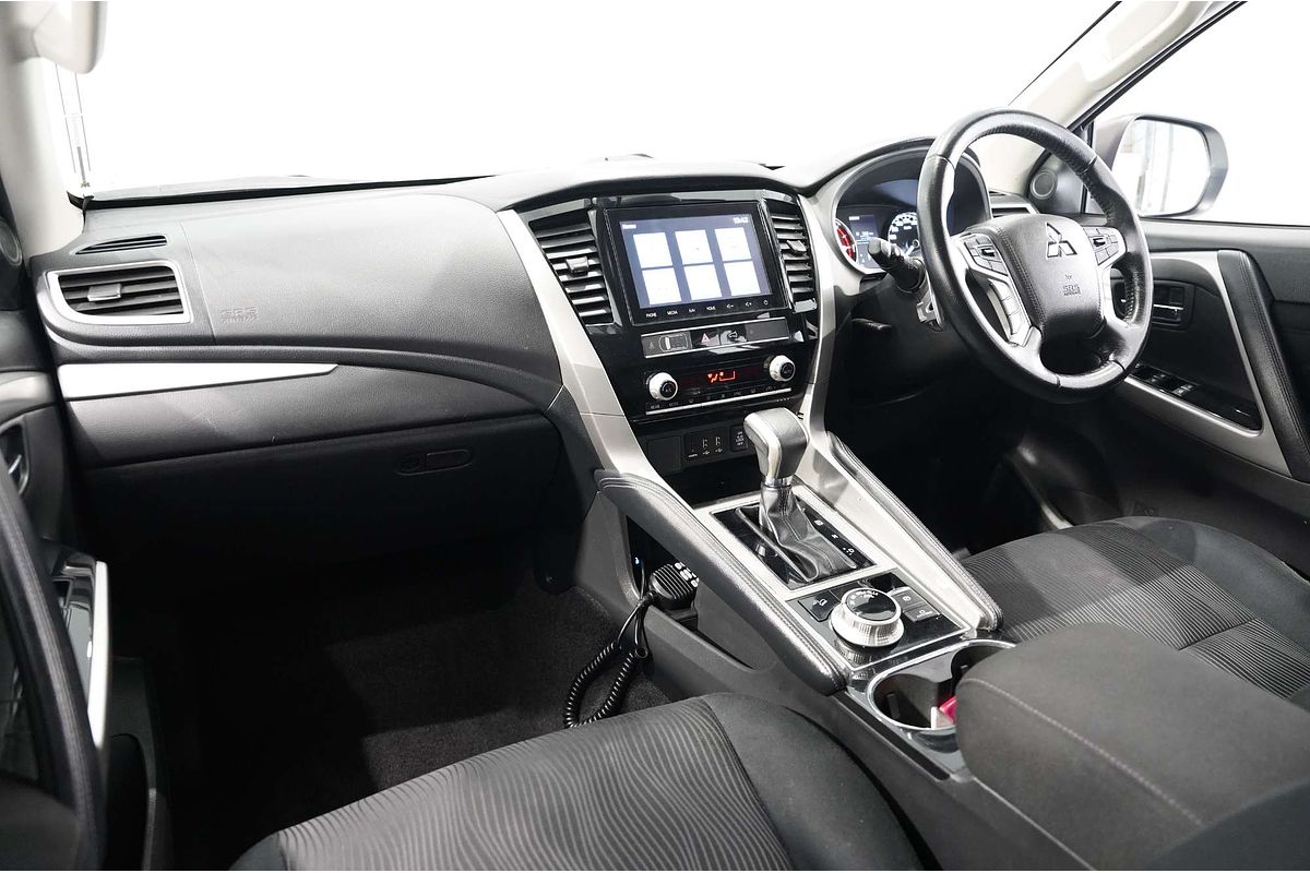2021 Mitsubishi Pajero Sport GLS QF