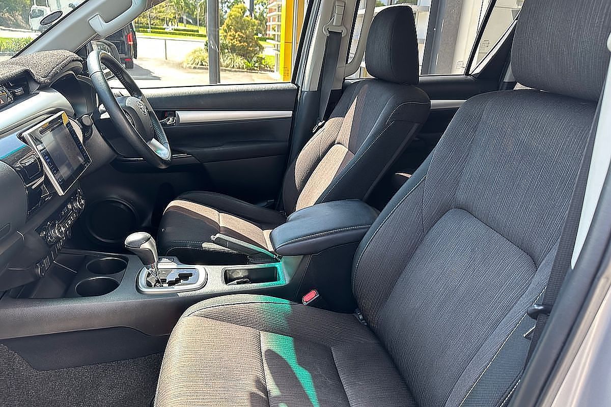 2017 Toyota Hilux SR5 GUN126R 4X4