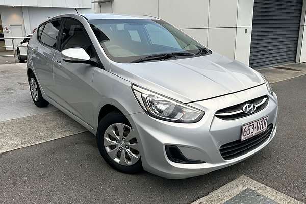2015 Hyundai Accent Active RB2