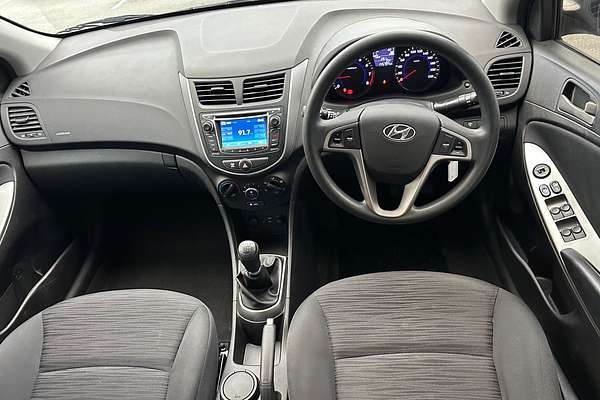 2015 Hyundai Accent Active RB2