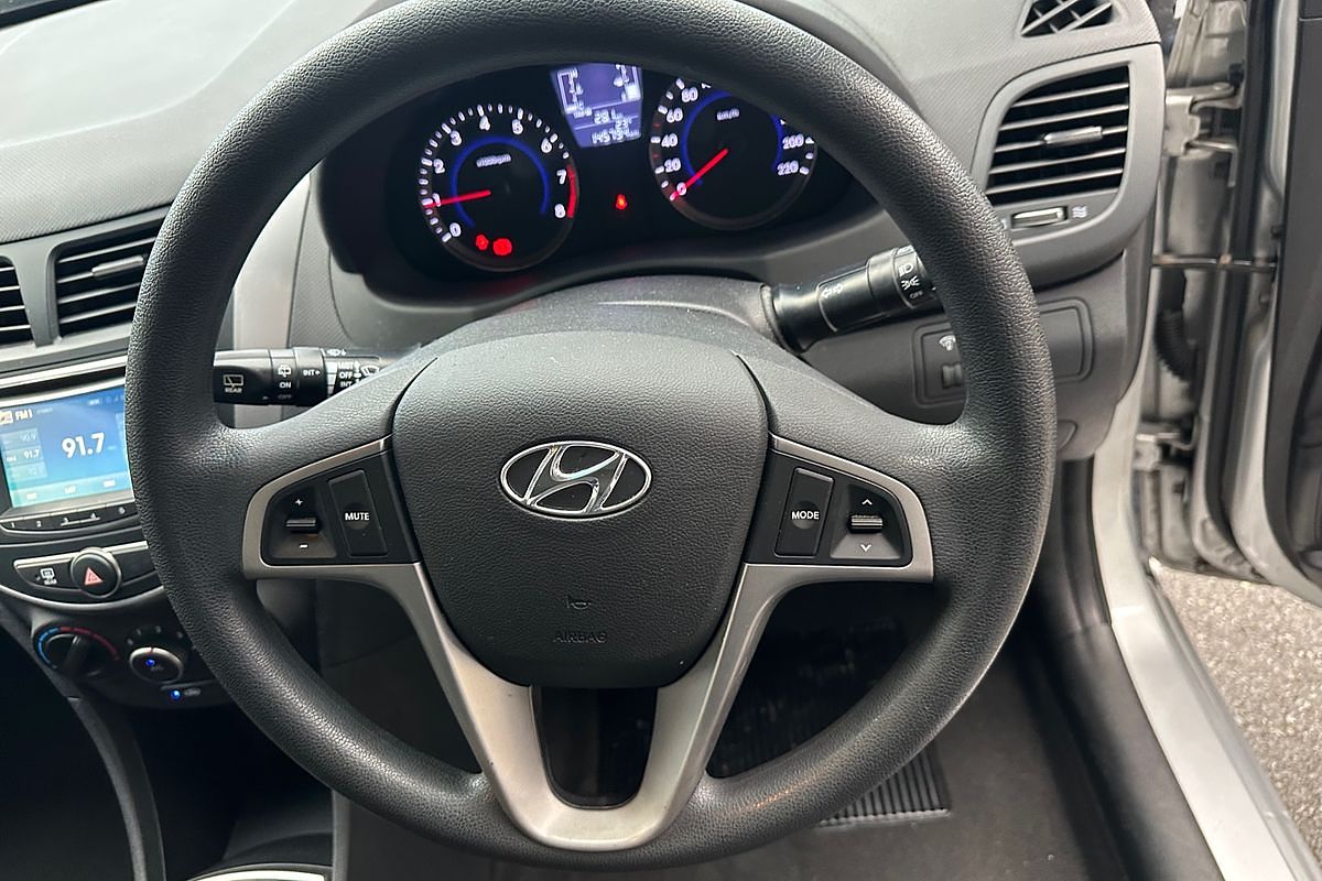 2015 Hyundai Accent Active RB2