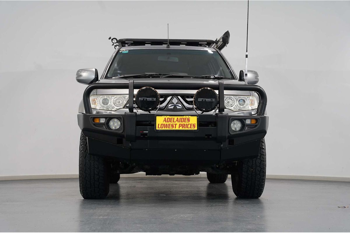 2013 Mitsubishi Challenger PB