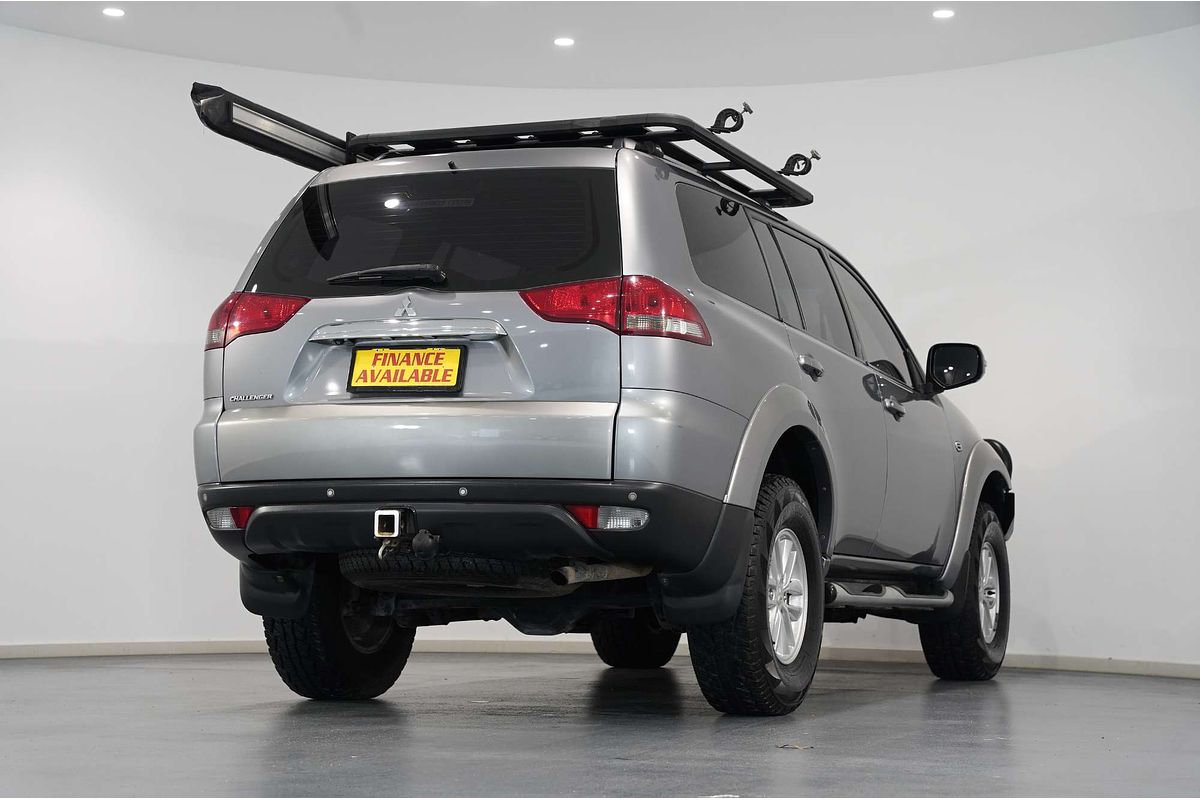 2013 Mitsubishi Challenger PB