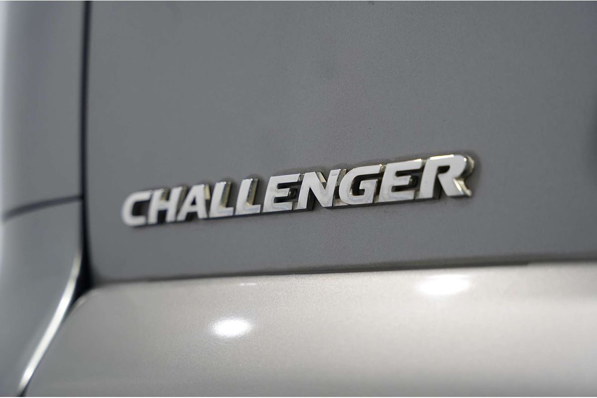 2013 Mitsubishi Challenger PB