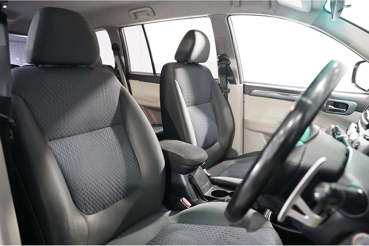 2013 Mitsubishi Challenger PB