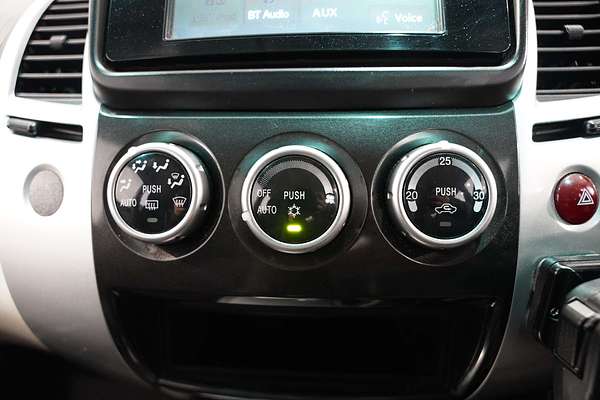 2013 Mitsubishi Challenger PB