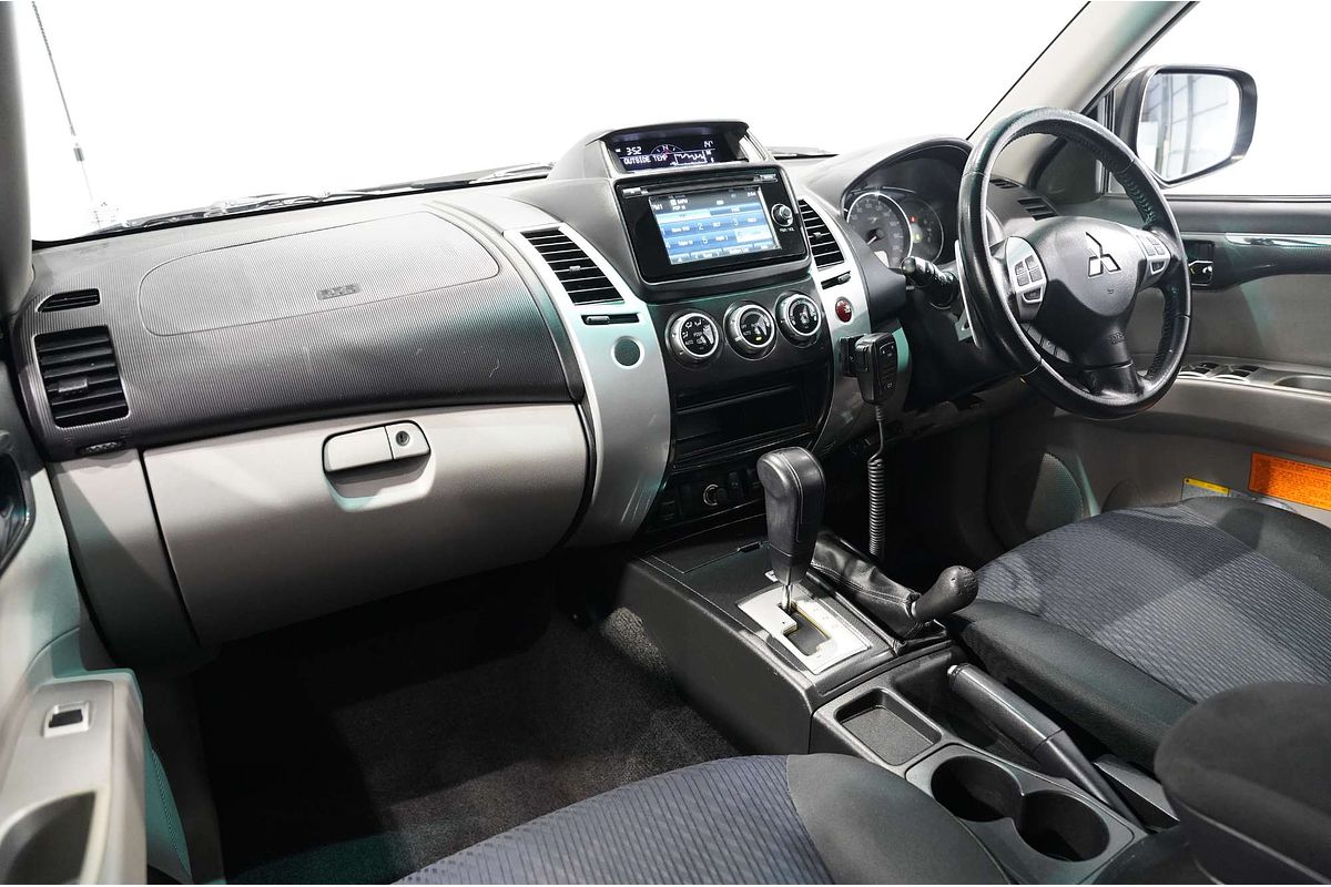 2013 Mitsubishi Challenger PB