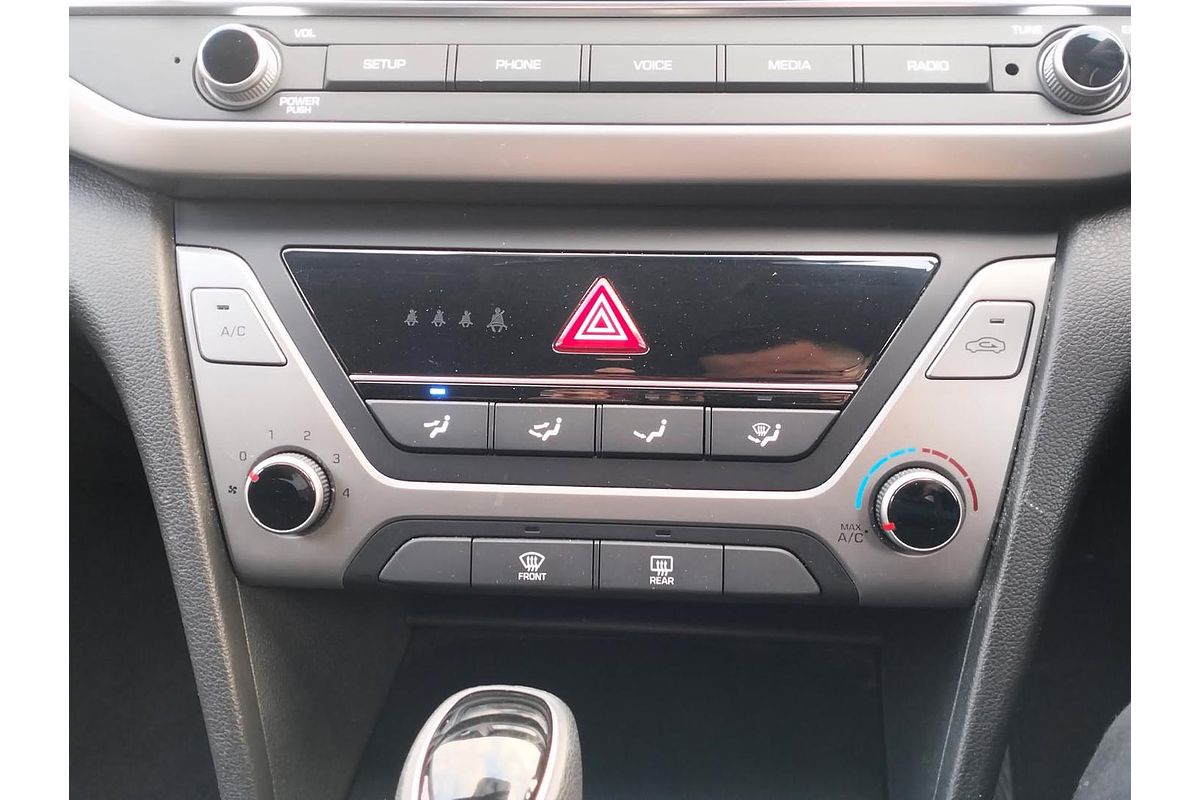 2018 Hyundai Elantra Active AD