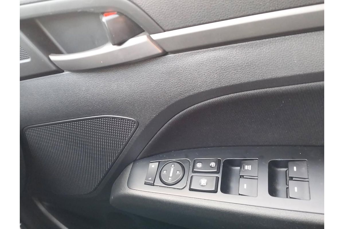 2018 Hyundai Elantra Active AD