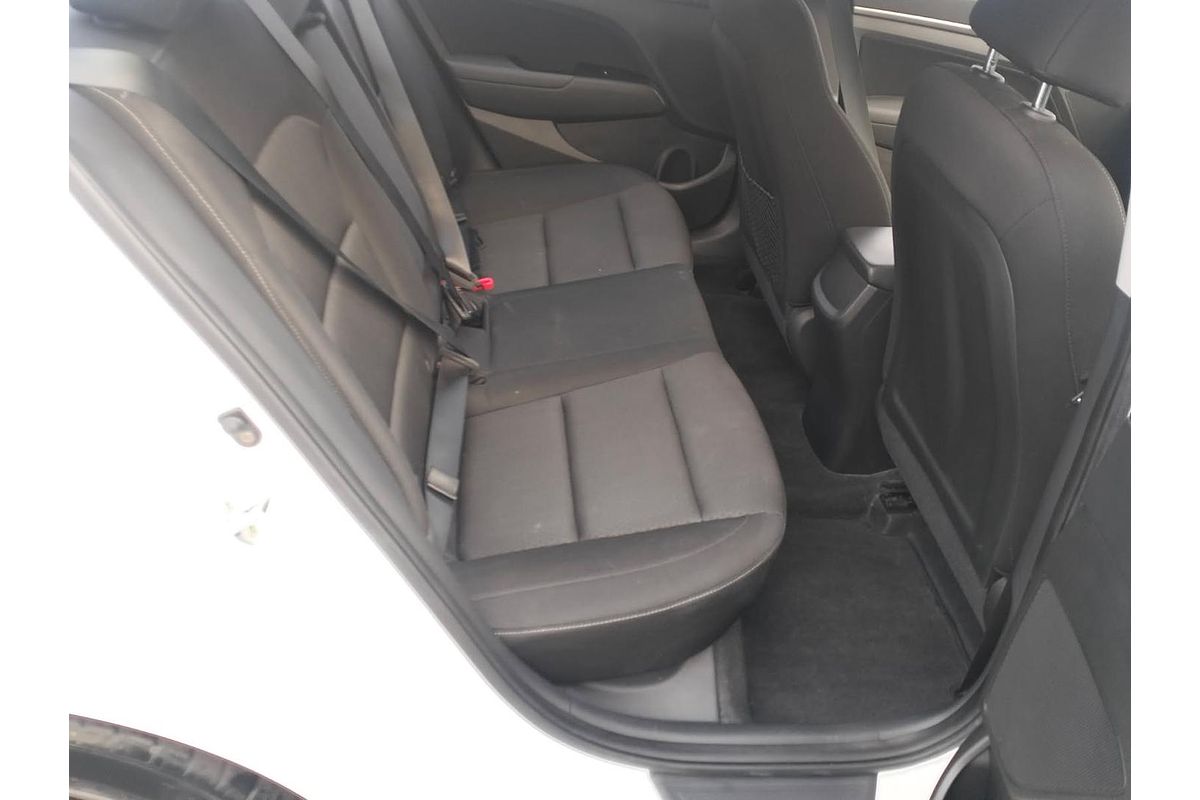 2018 Hyundai Elantra Active AD