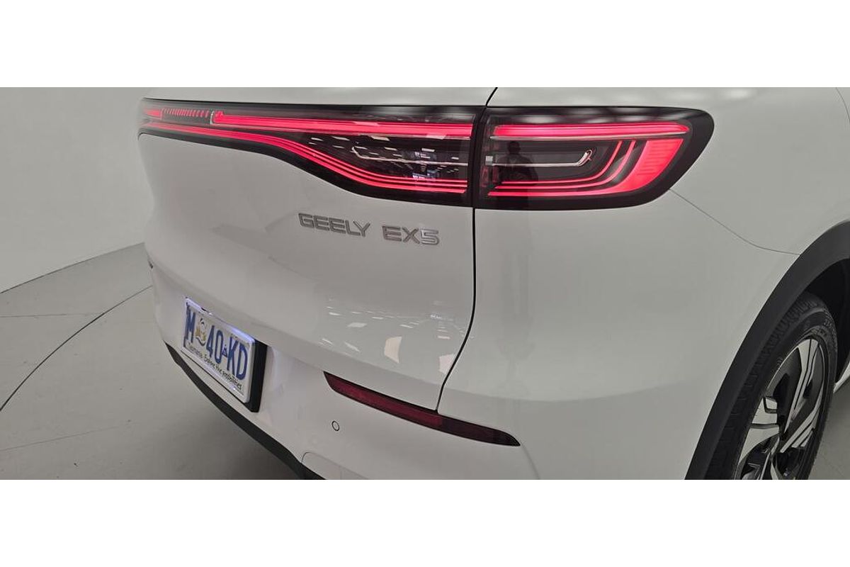 2025 Geely EX5 Inspire E245