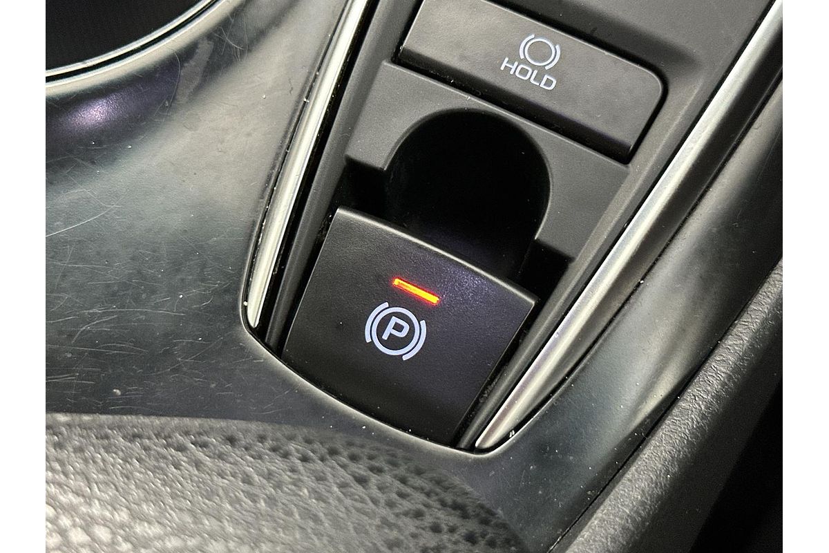 2018 Toyota Camry Ascent ASV70R