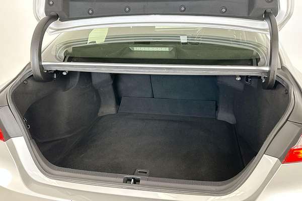2018 Toyota Camry Ascent ASV70R