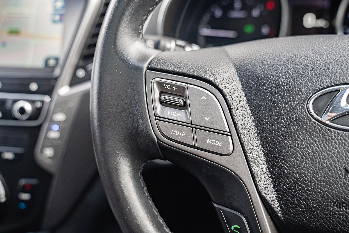 2016 Hyundai Santa Fe Highlander DM3 Series II