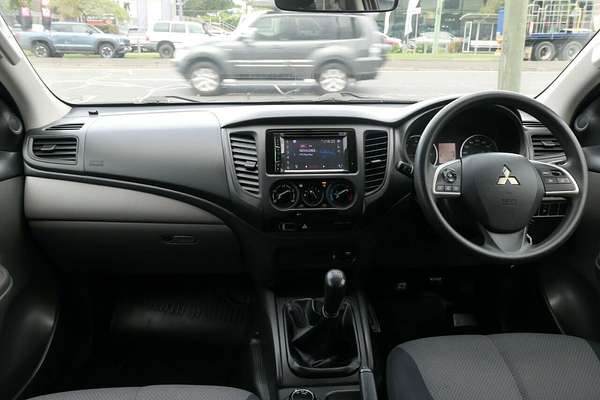 2016 Mitsubishi Triton GLX MQ 4X4