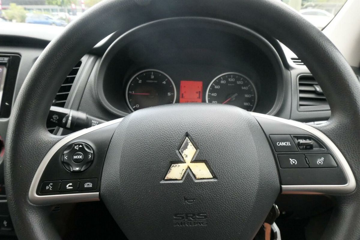 2016 Mitsubishi Triton GLX MQ 4X4