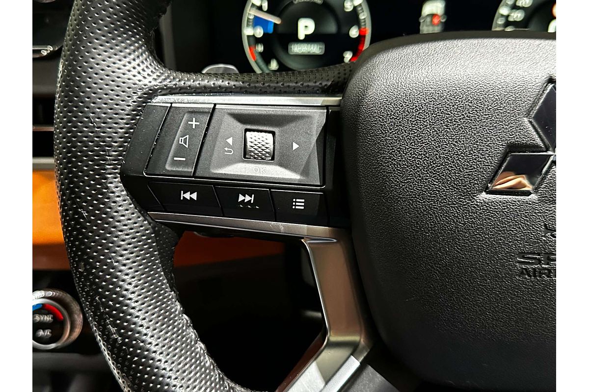 2022 Mitsubishi Outlander Exceed Tourer ZM