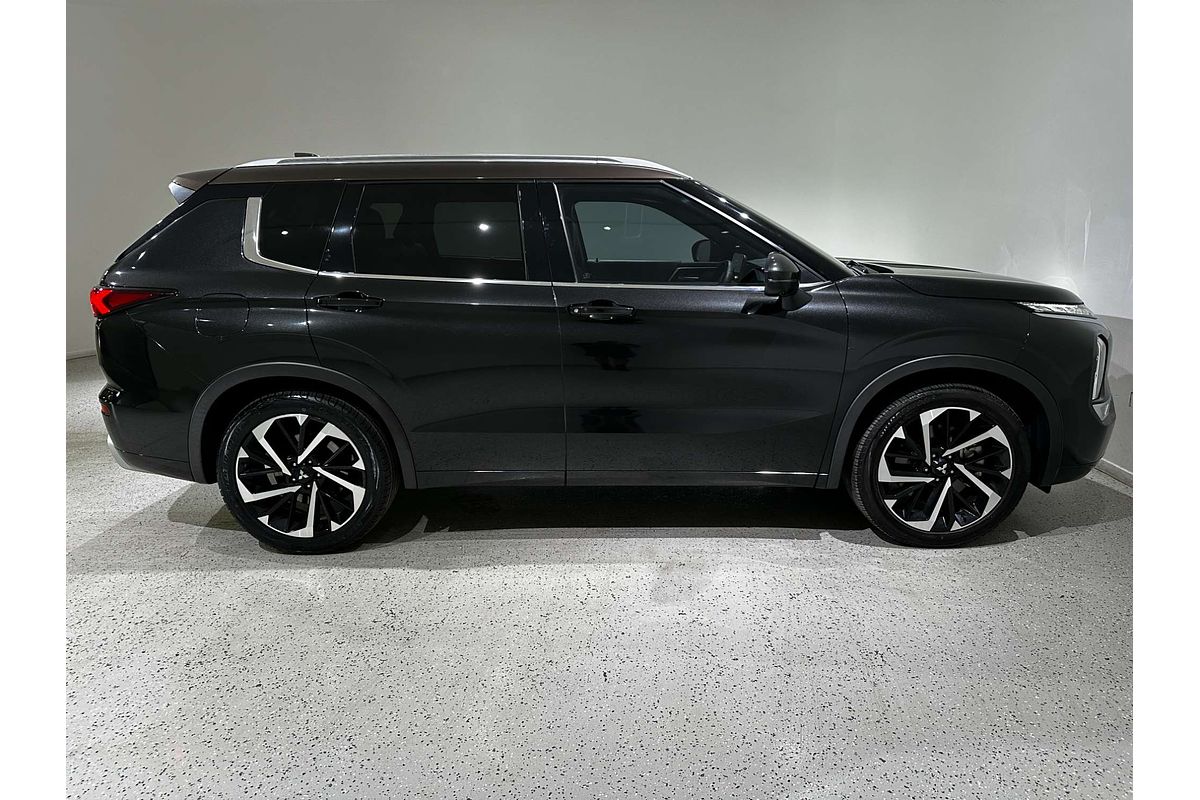 2022 Mitsubishi Outlander Exceed Tourer ZM