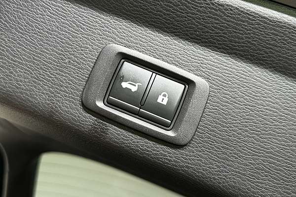 2022 Mitsubishi Outlander Exceed Tourer ZM