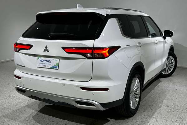 2022 Mitsubishi Outlander LS ZM