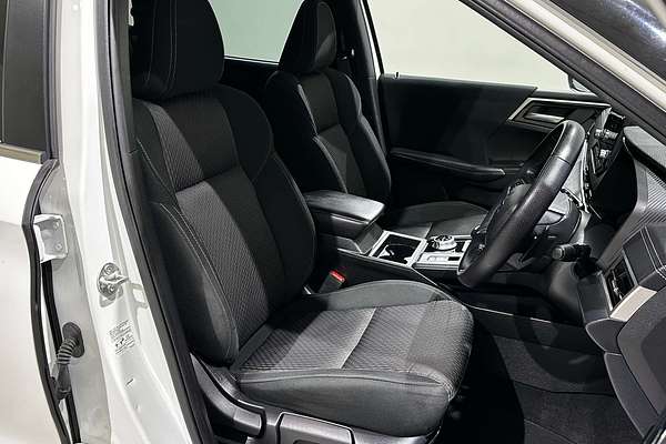 2022 Mitsubishi Outlander LS ZM