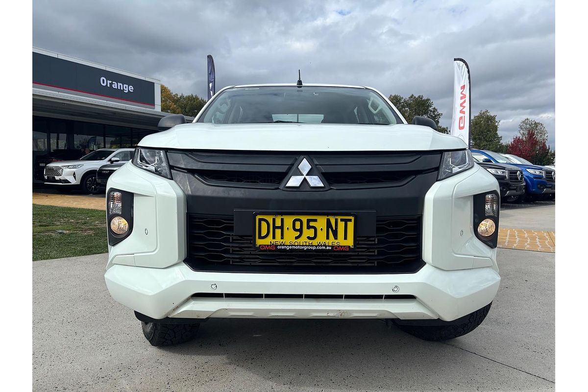 2021 Mitsubishi Triton GLX MR 4X4