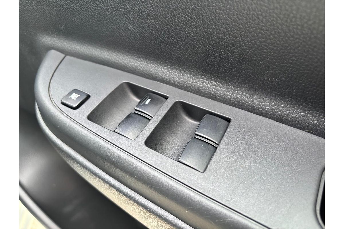 2021 Mitsubishi Triton GLX MR 4X4