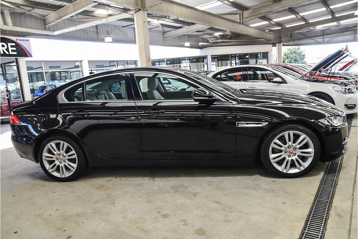 2016 Jaguar XE 25t Prestige X760