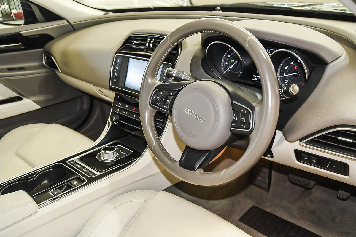 2016 Jaguar XE 25t Prestige X760